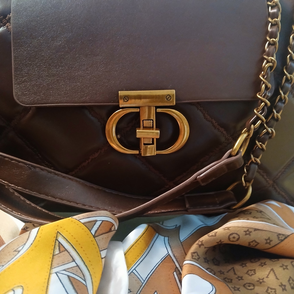 Brown Leather Chain Shoulder Bag